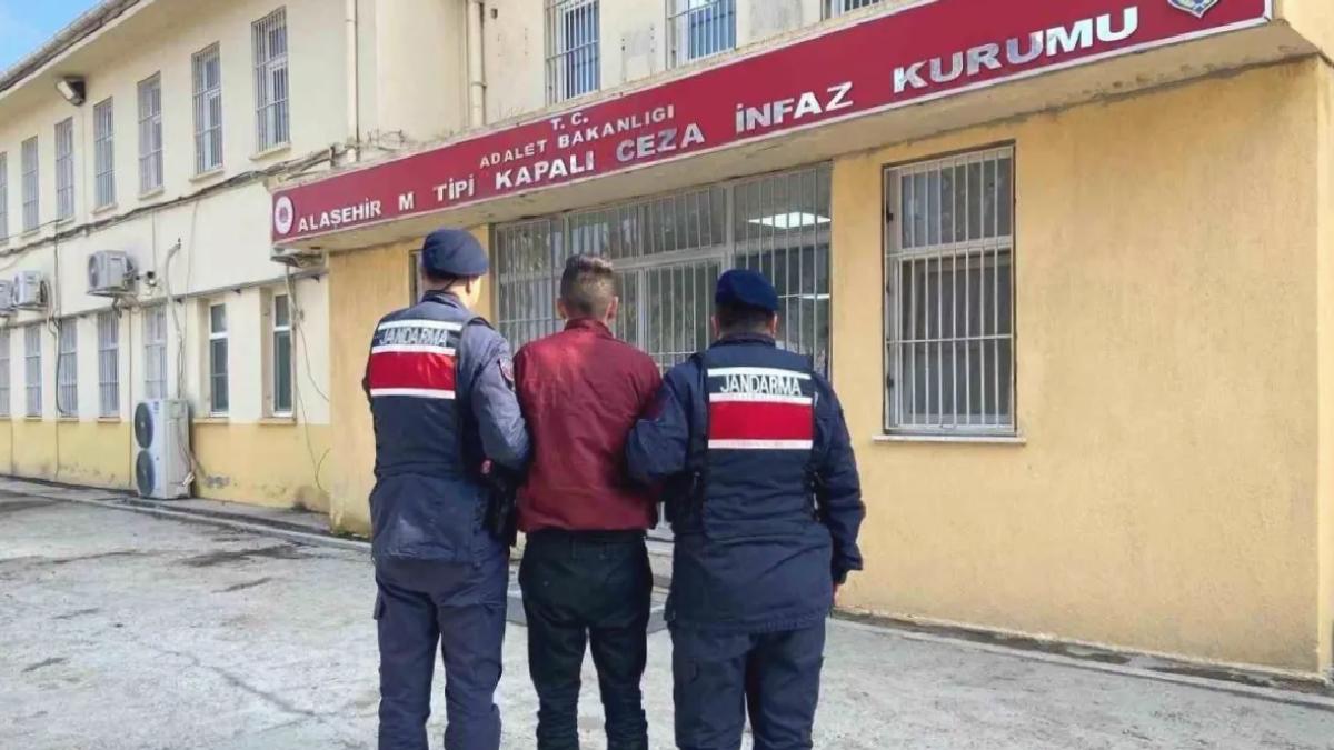 Manisa’da 20 Yıl ve 15 Yıl 9 Ay Hapis Cezası Olan İki Firari Şahıs Yakalandı